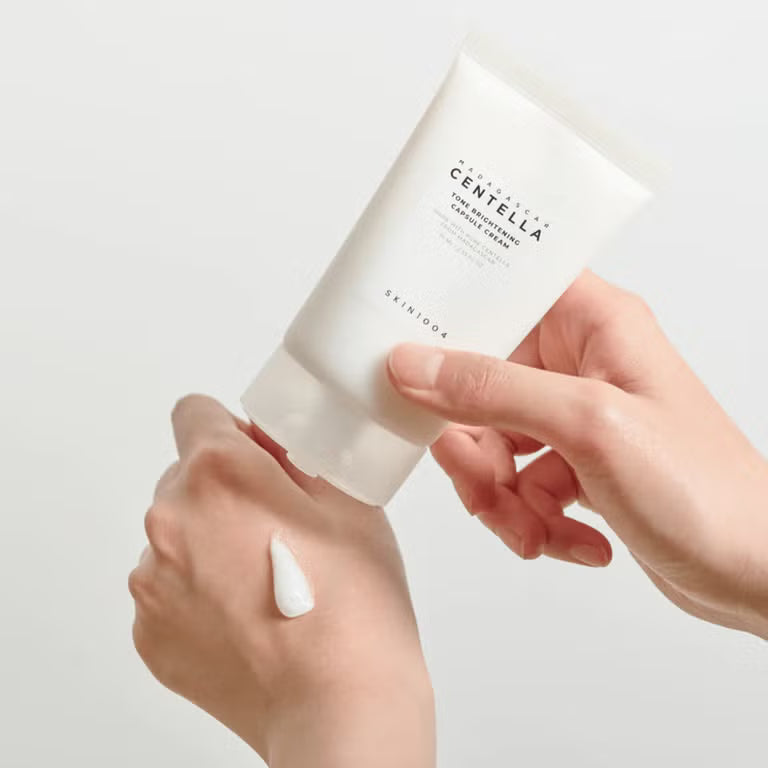 SKIN1004 Madagascar Centella Tone Brightening Capsule Cream 75ml – Hydrating Brightening Moisturizer for Dark Spots & Uneven Skin