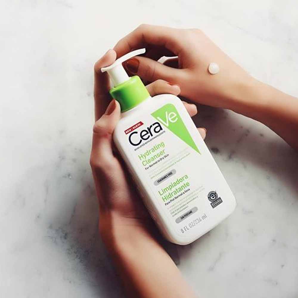 CeraVe Hydrating Cleanser 236ml – Gentle Face Wash for Normal to Dry Skin